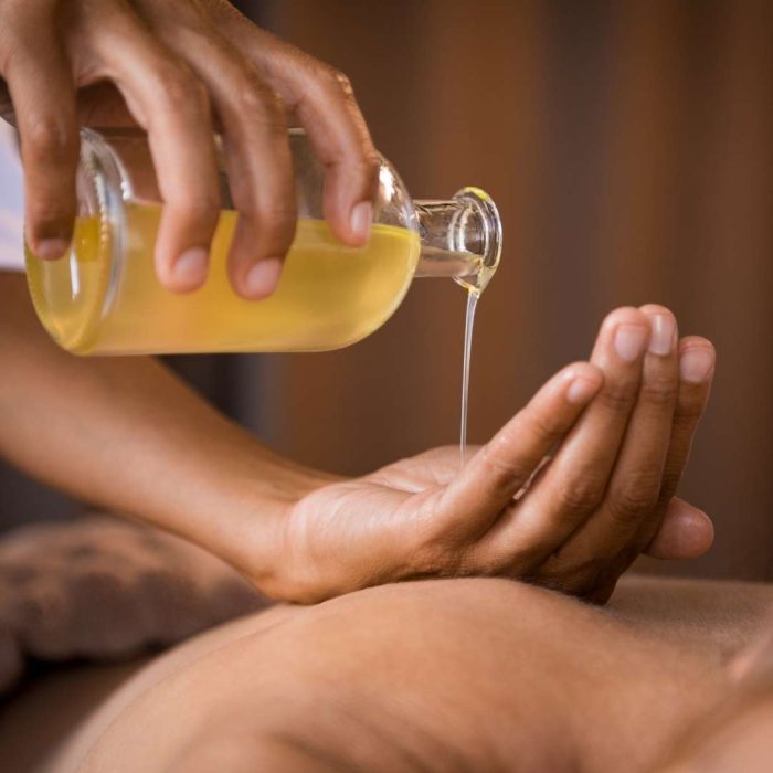massaggio olio d'oliva bio